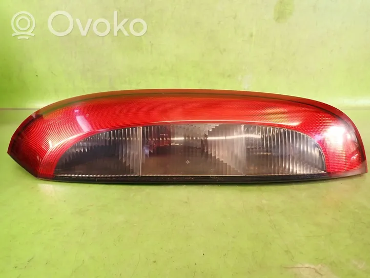 Opel Corsa C Lampa tylna 