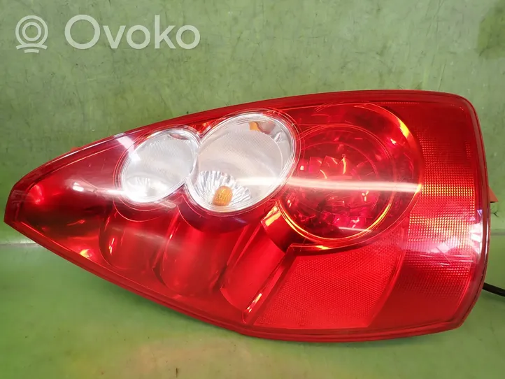 Mazda 5 Lampa tylna C23551160