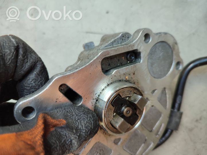 Seat Exeo (3R) Alipainepumppu 03L145100F