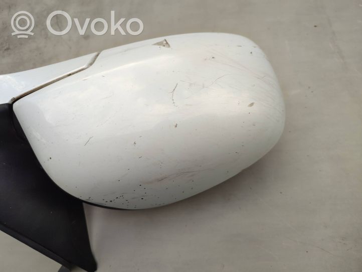 Suzuki Swift Etuoven sähköinen sivupeili E8024174