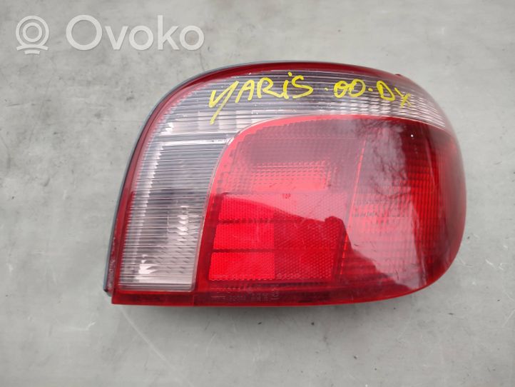 Toyota Yaris Lampa tylna 52004