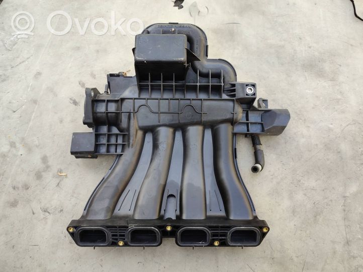 Renault Megane III Intake manifold CZ00A