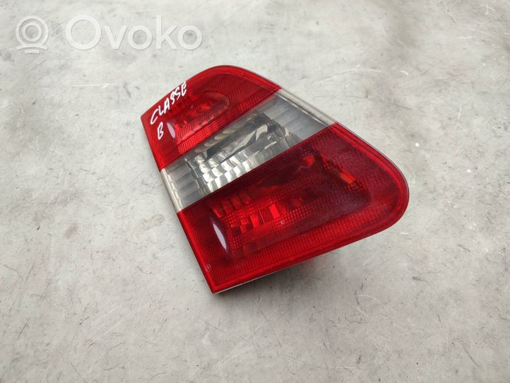 Mercedes-Benz B W245 Tailgate rear/tail lights A1698201164