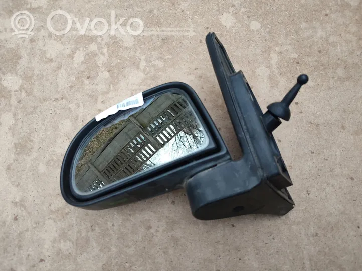 Hyundai Atos Prime Manualne lusterko boczne drzwi przednich E13010139