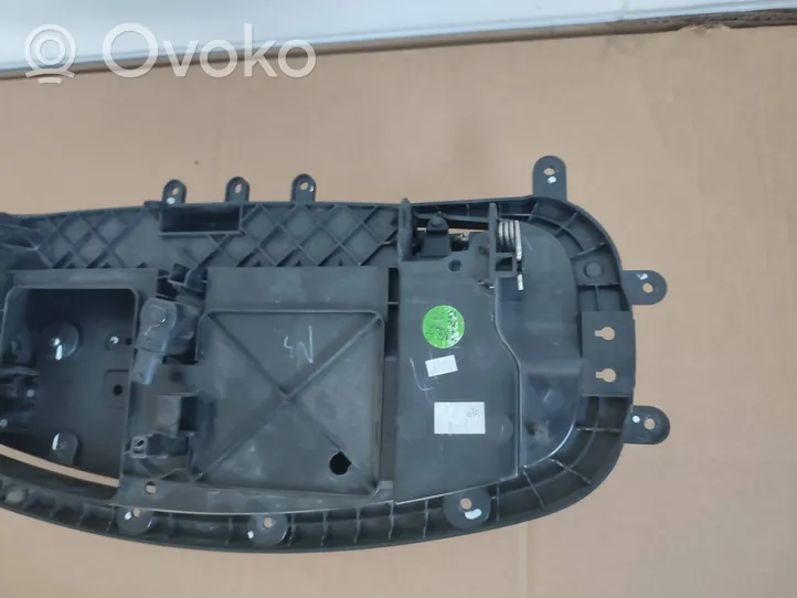 MG ZS Maskownica / Grill / Atrapa górna chłodnicy 10749241