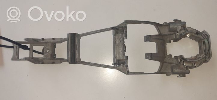 Skoda Octavia Mk2 (1Z) Front door exterior handle/bracket 1U0837885B