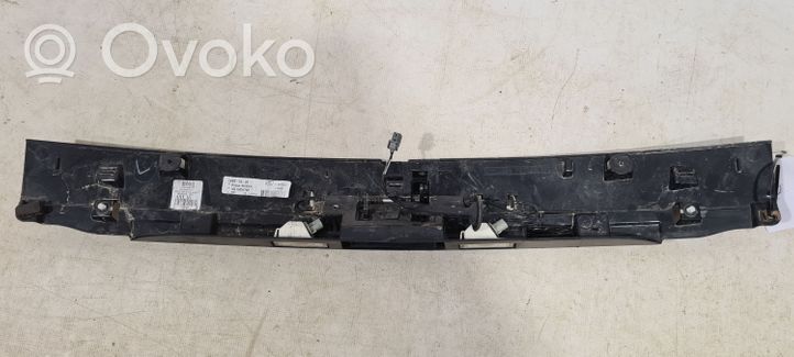 Chrysler Voyager Trunk door license plate light bar 1SL16GW7AF