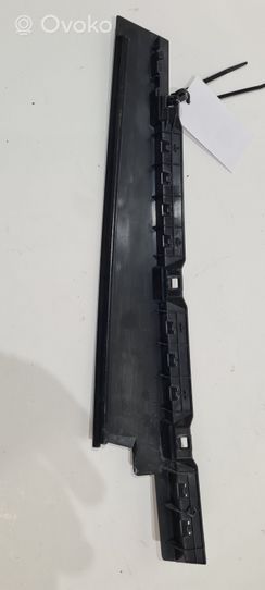 Volkswagen PASSAT B8 Front door window/glass frame 3G0837475