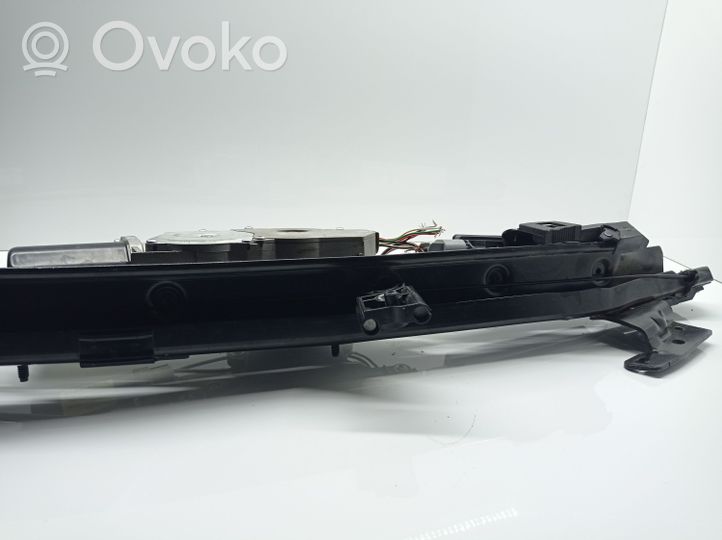 Chrysler Pacifica Liukuoven lukitsimen moottori 68368918D