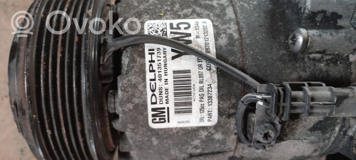 Opel Astra J Kompresor / Sprężarka klimatyzacji A/C 13387234