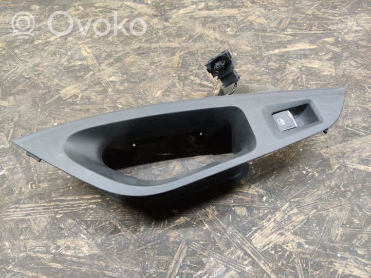 Seat Leon (5F) Takaoven kahvan kehys 5F4867227A