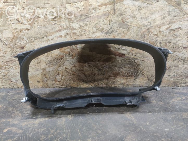 Dacia Sandero Cornice cruscotto 682405544R