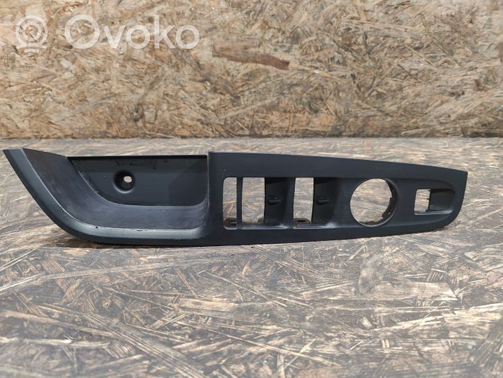 Alfa Romeo Stelvio Front door interior handle trim 186102952