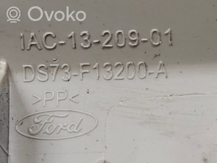 Ford Fusion II Priekinio slenksčio apdaila (vidinė) DS73F13200A