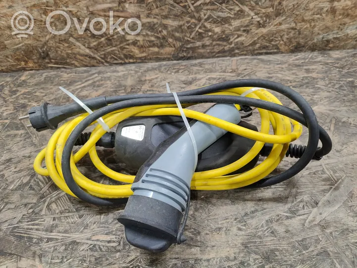 Volkswagen e-Golf Kabel do ładowania samochodu elektrycznego 12E971675BB