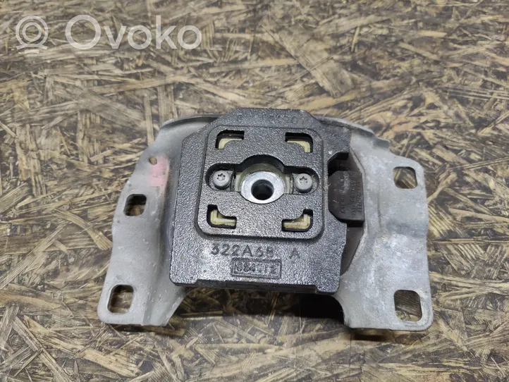 Ford Kuga I Supporto di montaggio del motore 322A68