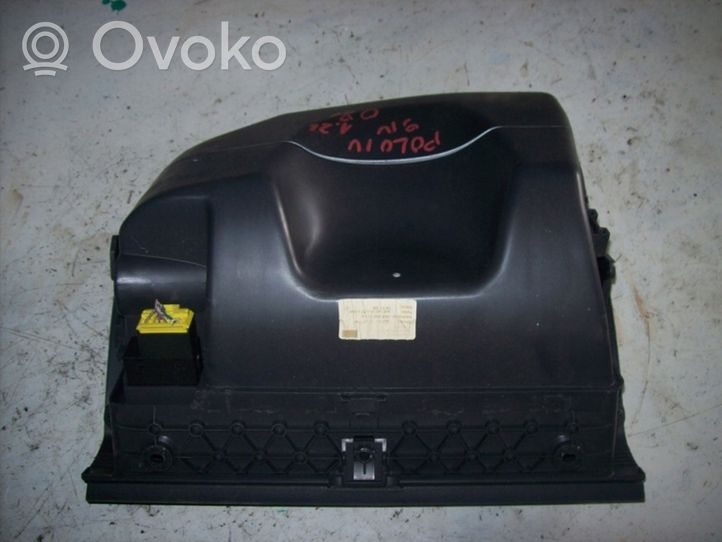 Volkswagen Polo IV 9N3 Glove box set 