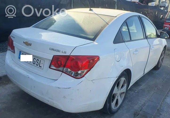 Chevrolet Cruze Blocco chiusura del portellone 