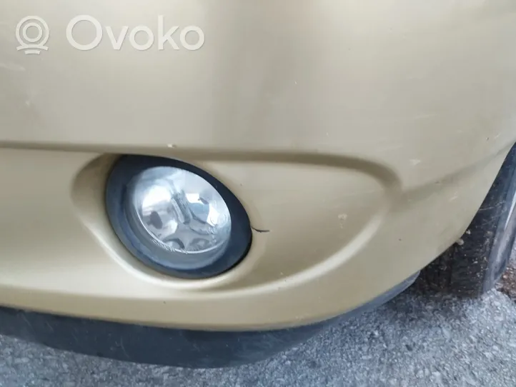 Toyota Corolla Verso E121 Pare-choc avant 