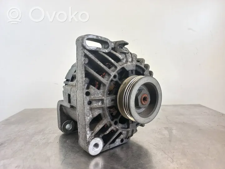 Dacia Sandero Generatore/alternatore 8200660044B