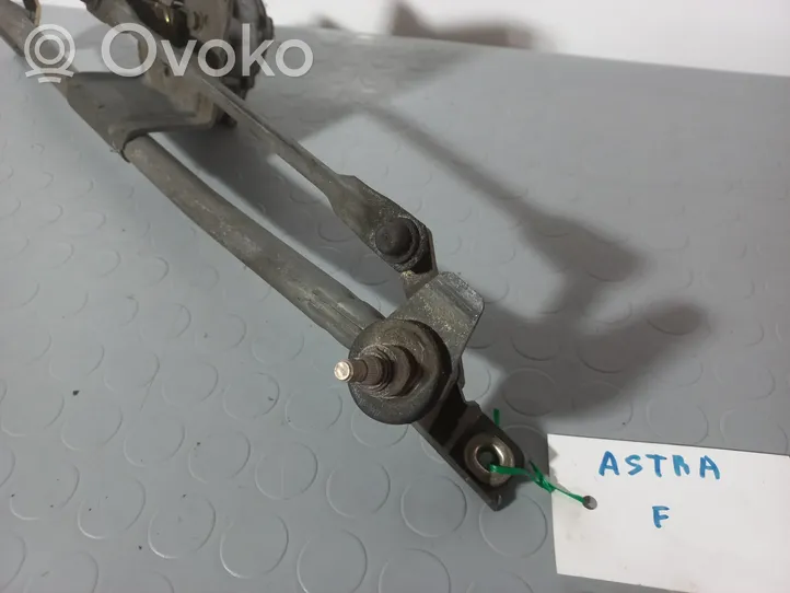 Opel Astra F Front wiper linkage and motor 90341903