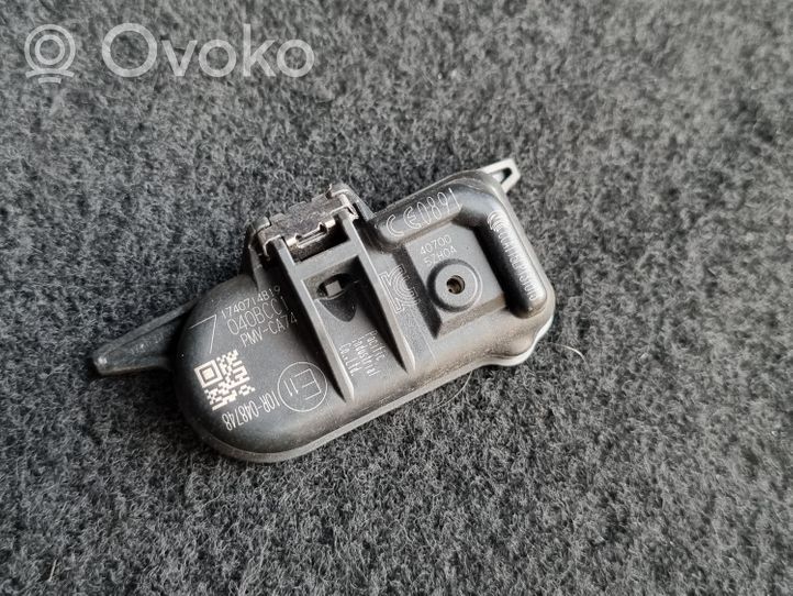 Nissan Juke I F15 Sensor de presión del neumático 1740714B19