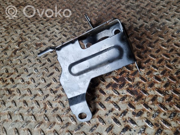 Opel Grandland X ABS pump bracket 9677683680