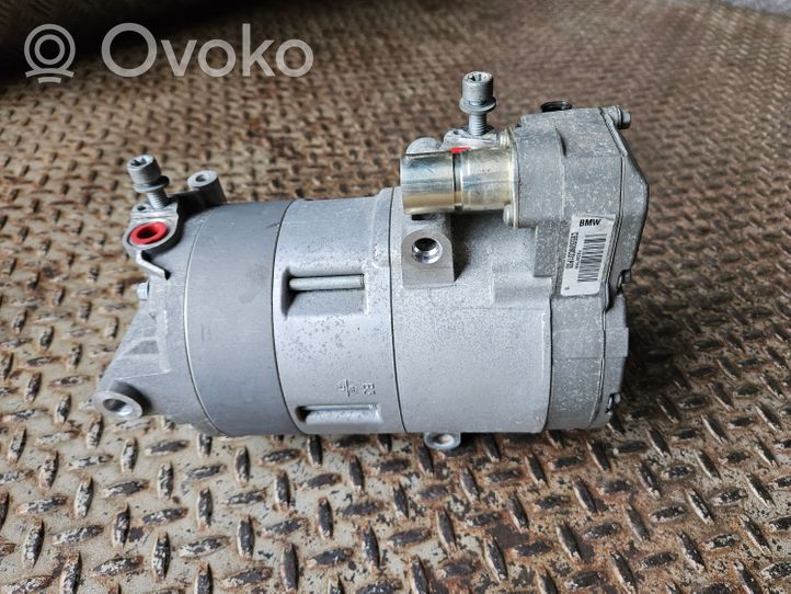 BMW 5 G30 G31 Compressore aria condizionata (A/C) (pompa) 6998210