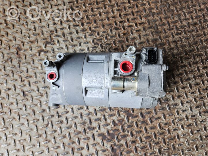 BMW 5 G30 G31 Compressore aria condizionata (A/C) (pompa) 6998210