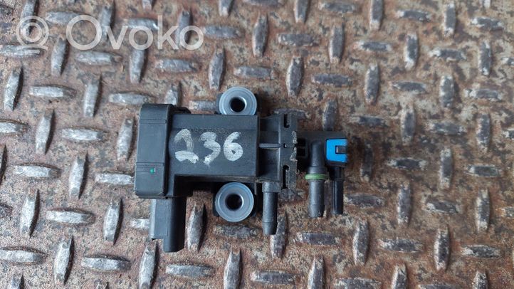 Ford Kuga II Turbolader Druckwandler Magnetventil 9808206880