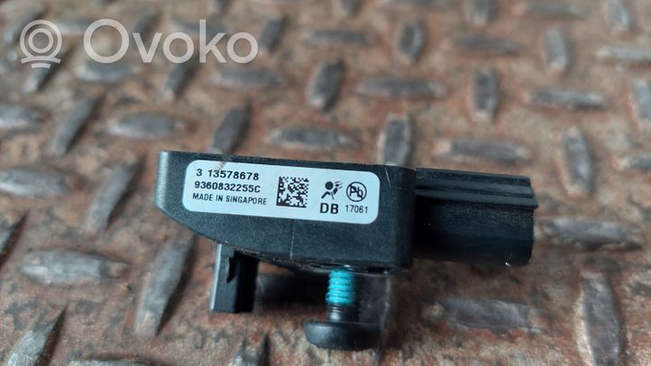 Opel Mokka X Airbag deployment crash/impact sensor 13578678