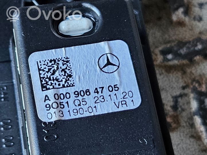 Mercedes-Benz A W177 Uchwyt / Rączka sufitowa tylna A0009084705