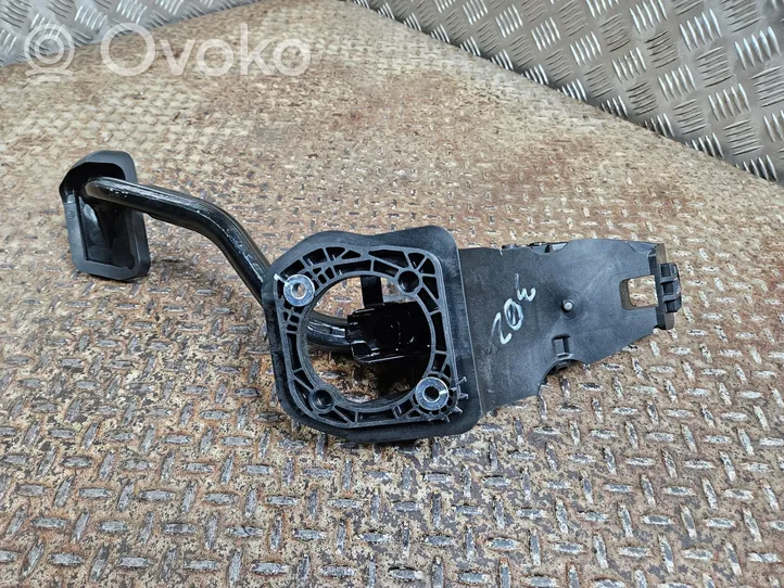 BMW 5 G30 G31 Pedał hamulca 6861771