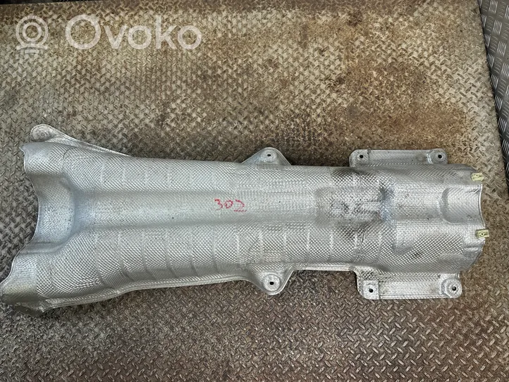 BMW 5 G30 G31 Bouclier thermique d'échappement 7340805