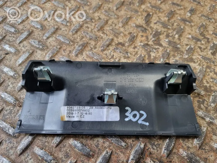 BMW 5 G30 G31 Kita centrinė konsolės (tunelio) detalė 9362723