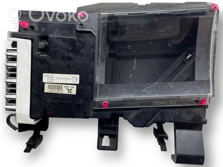 Toyota Prius+ (ZVW40) HUD-näyttö 8310847040