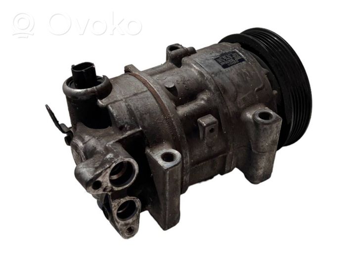 Toyota Avensis T270 Ilmastointilaitteen kompressorin pumppu (A/C) GE4472809281