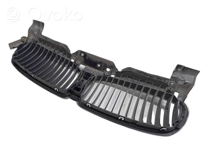 BMW 7 E65 E66 Grille de calandre avant 10627110