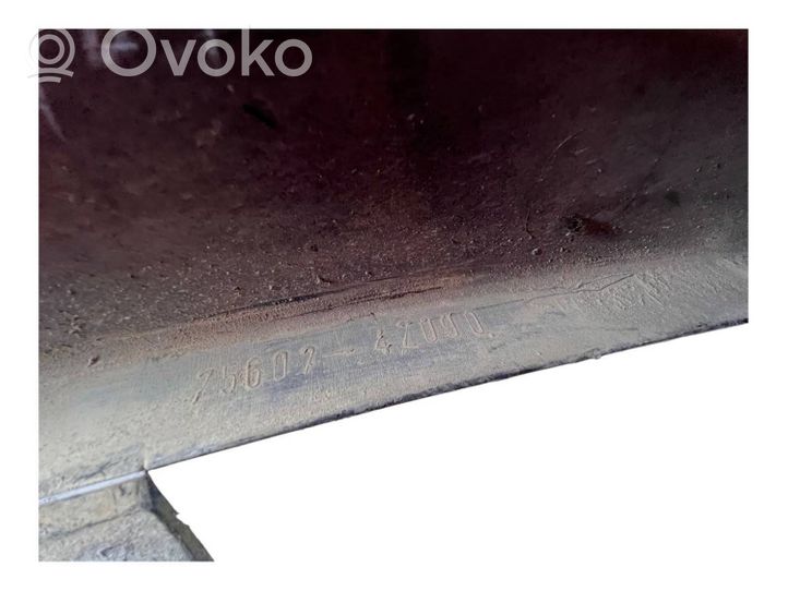 Toyota RAV 4 (XA30) Listwa / Nakładka na błotnik przedni 7560242090