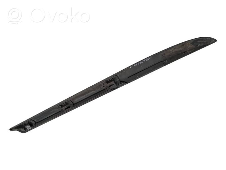 Lexus GS 300 350 430 450H Takaoven lista (muoto) 7507630090