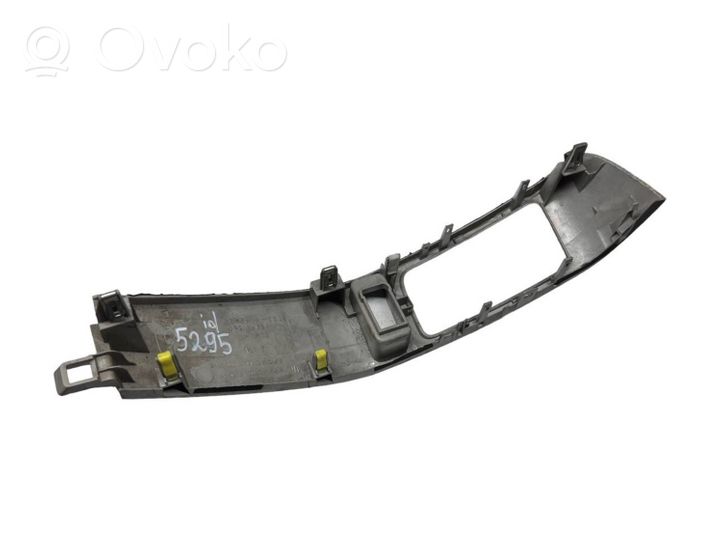 Toyota Land Cruiser (J120) Panelės apdaila 5501160010