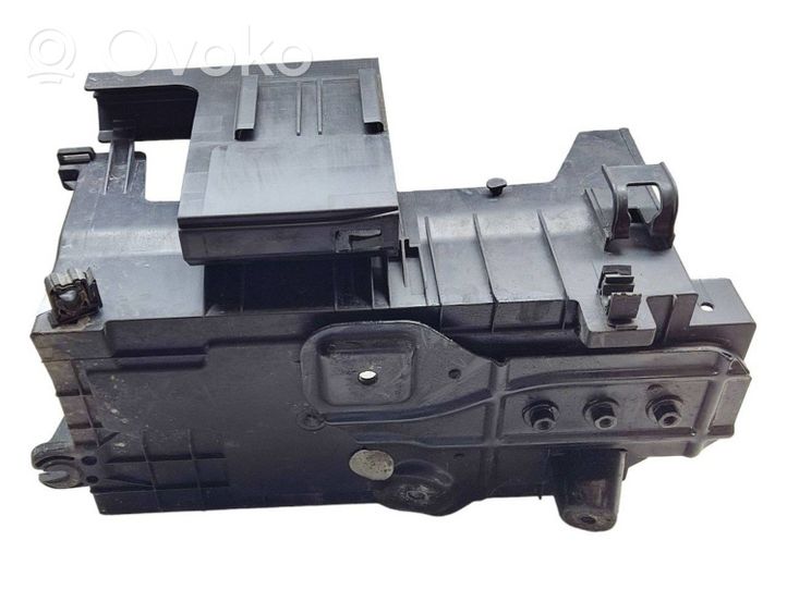 Opel Insignia A Battery tray 13255614