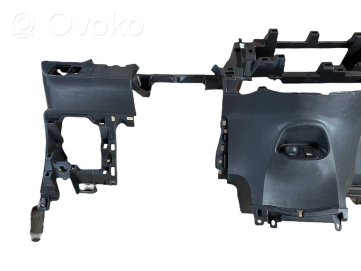 Toyota Yaris Panelės apdailos skydas (apatinis) 553030D150