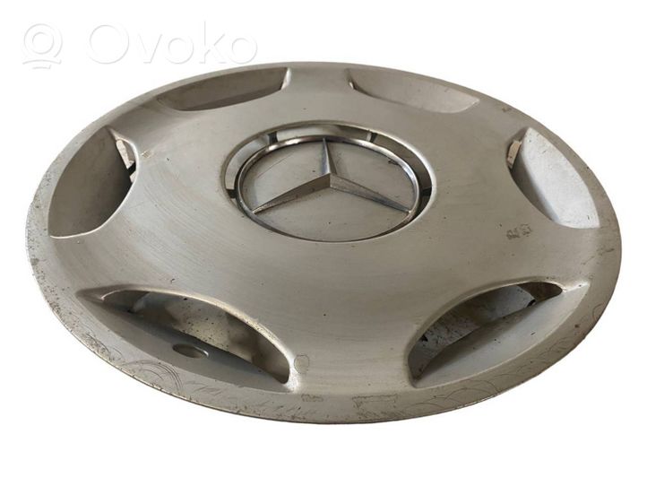 Mercedes-Benz C W202 Mozzo/copricerchi/borchia della ruota R15 2024010024