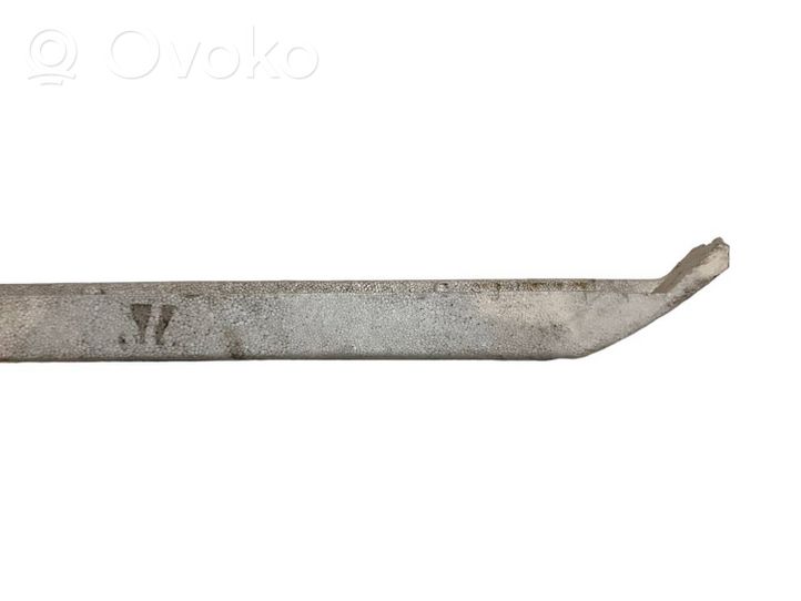 Toyota Avensis T270 Absorber zderzaka przedniego 5261105011