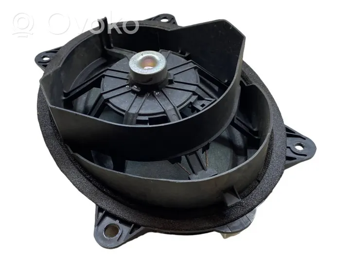 Toyota Avensis T270 Altoparlante portiera anteriore 8616005140