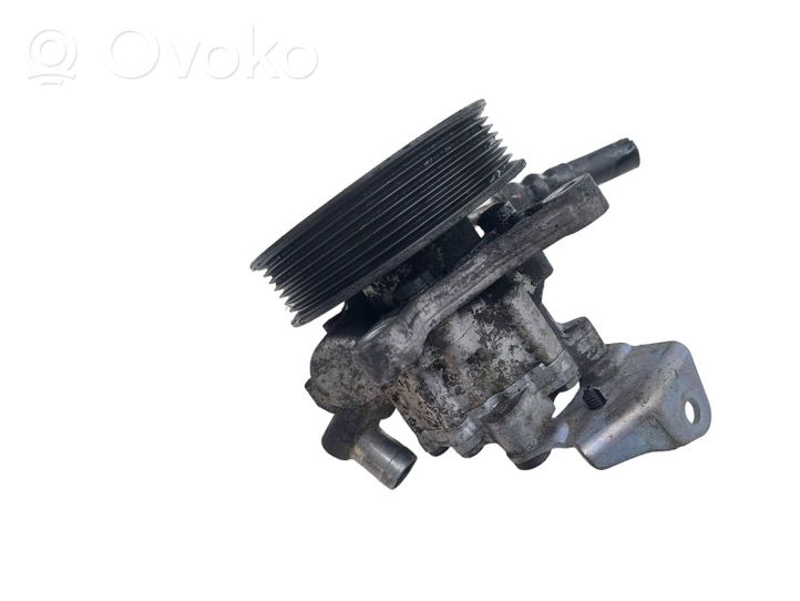 Mercedes-Benz C W203 Pompe de direction assistée A0044668201