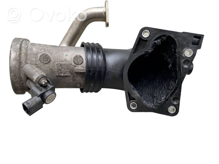 Mercedes-Benz C W204 Tuyau de raccordement solide EGR A6460900754