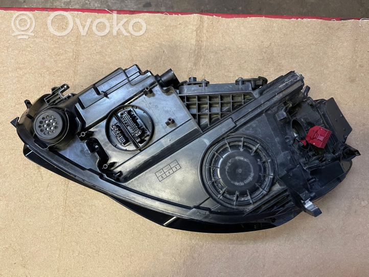 Audi A6 S6 C7 4G Lampa przednia 4G0941036