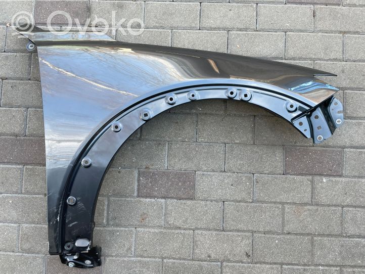 Mazda CX-3 Rivestimento dell’estremità del parafango D10E52111B